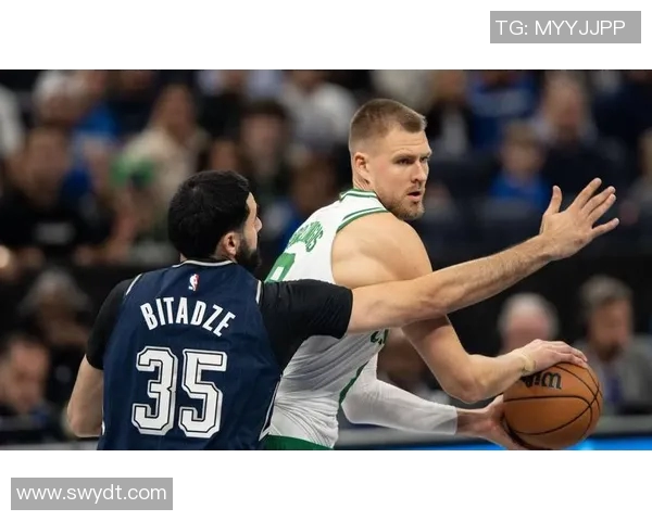 波尔津吉斯与塔图姆联手发威凯尔特人轻取爵士展现强大实力 波尔津吉斯与塔图姆联手发威凯尔特人轻取爵士展现强大实力