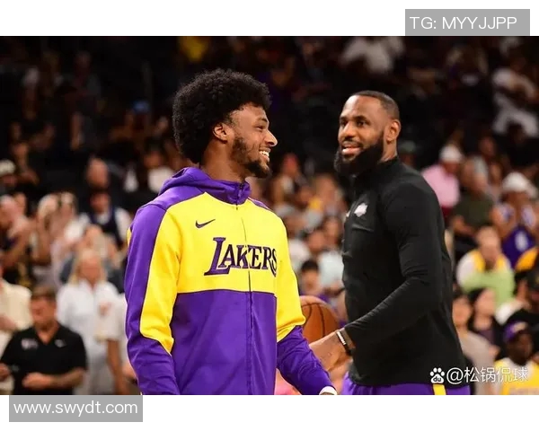 谁还喊交易?谢泼德47.8%三分+1.6抢断,火箭选人眼光没有错 谁还喊交易?谢泼德47.8%三分+1.6抢断,火箭选人眼光没有错